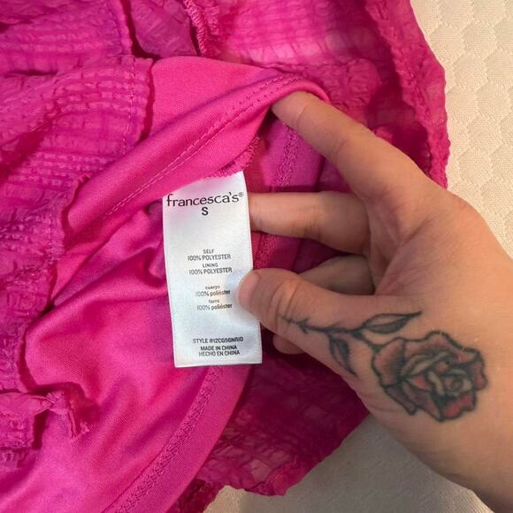 Francesca’s Pink Ruffle Blouse with tie detail size small - Picture 4 of 5